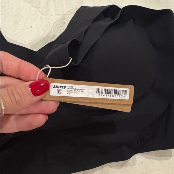 SKIMS Bra L - Picture 2 of 2